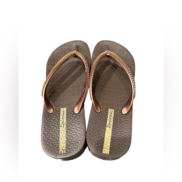 Brown and Gold Ipanema Women’s Flip Flops- size 8 - Picture 4 of 6